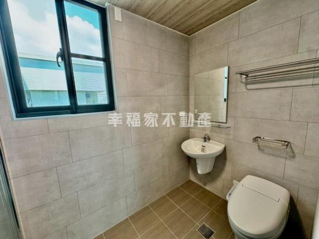 台南新市大樓-3