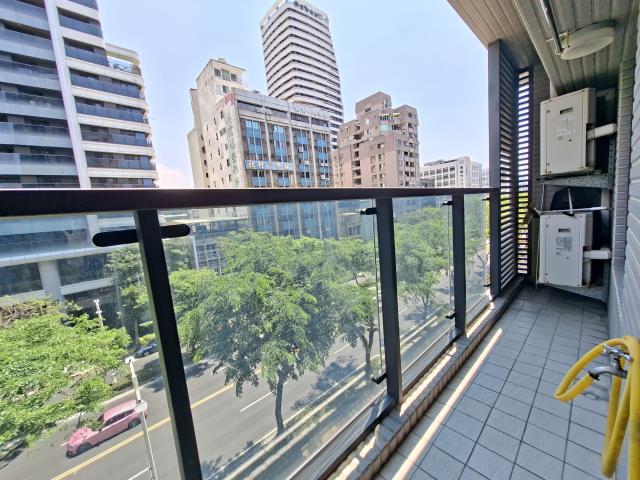 高雄前金大樓-3