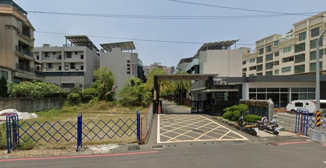 高雄鳥松透天拍賣-4