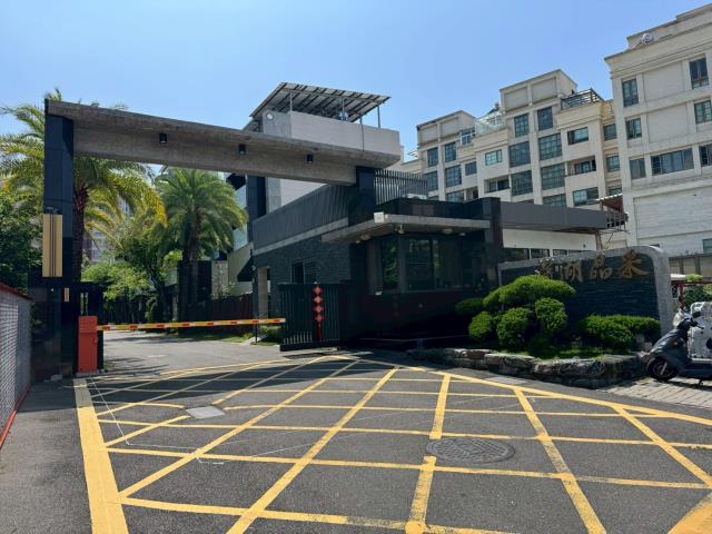 高雄鳥松透天拍賣-6