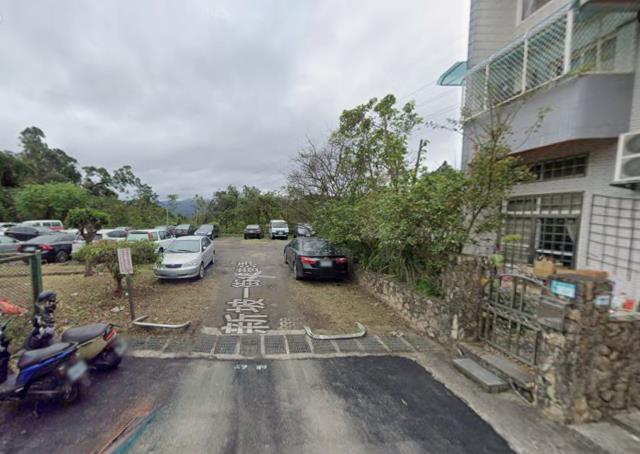 新北新店法拍上疊式樓中樓-5