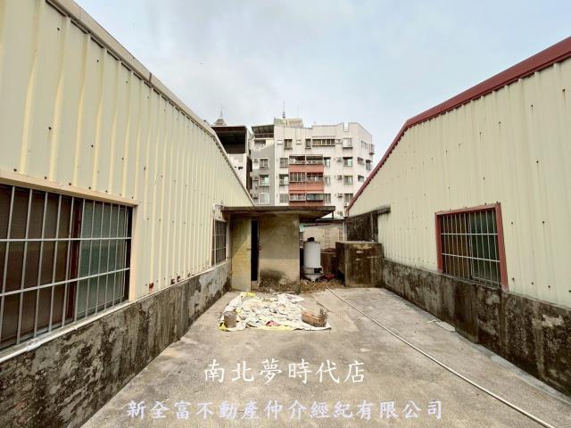 東區透天-8