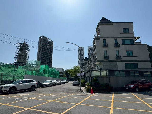 高雄鳥松透天法拍-6