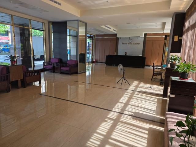 南崁市中心中正路上大三房車臻愛巴黎中壢買賣房屋