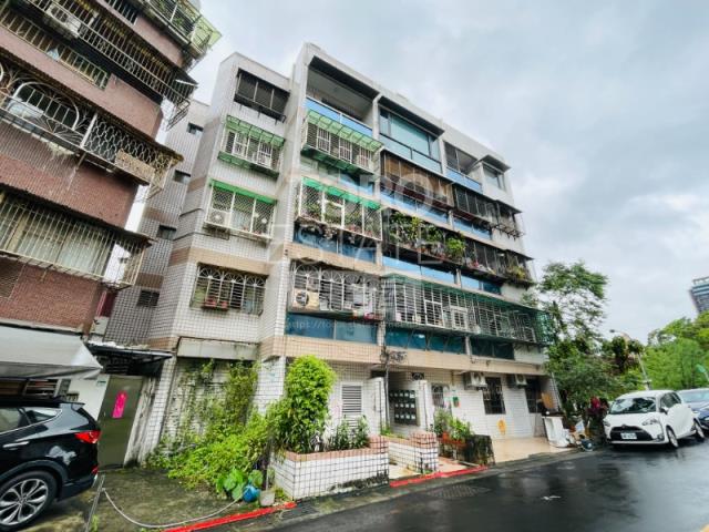 台北文山區公寓法拍-4