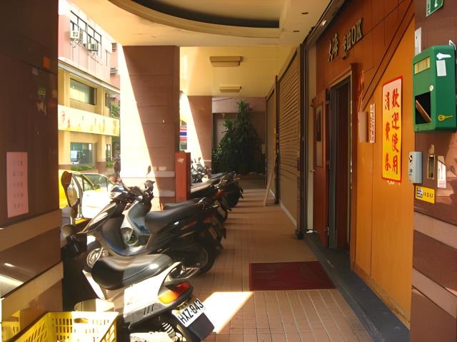 桃園區法拍大樓-3