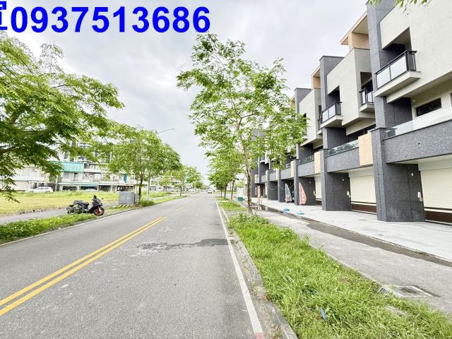 宜蘭縣宜蘭市公園南路電梯店住別墅出售