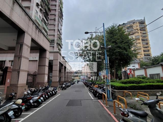 板橋法拍大樓-5