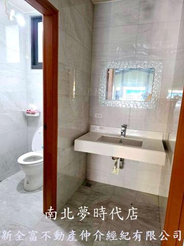 高雄茄萣店面-2