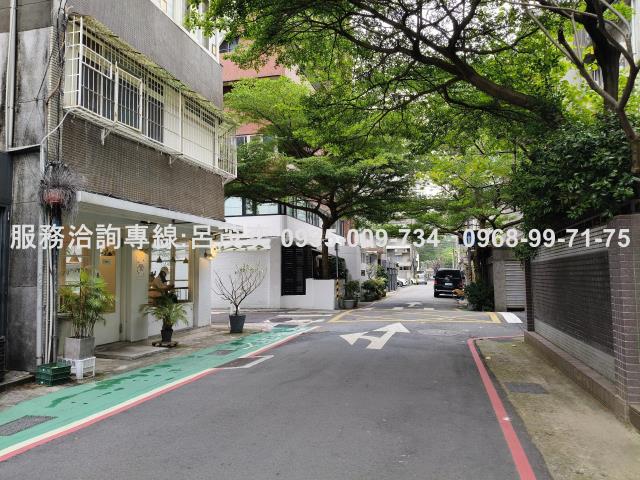 李國鼎故居文光公園忠孝新生捷運站幸安市場麥當勞星巴克臨沂街上