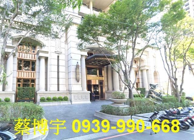 市政路東方之冠法拍屋