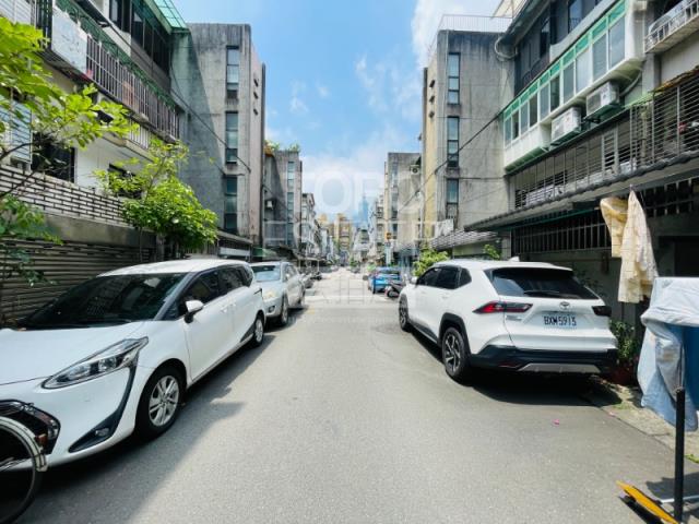信義區法拍公寓-6