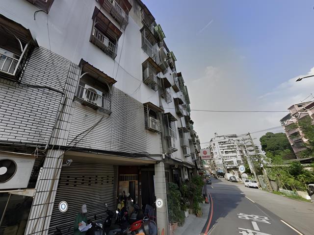 新北汐止拍賣公寓-2