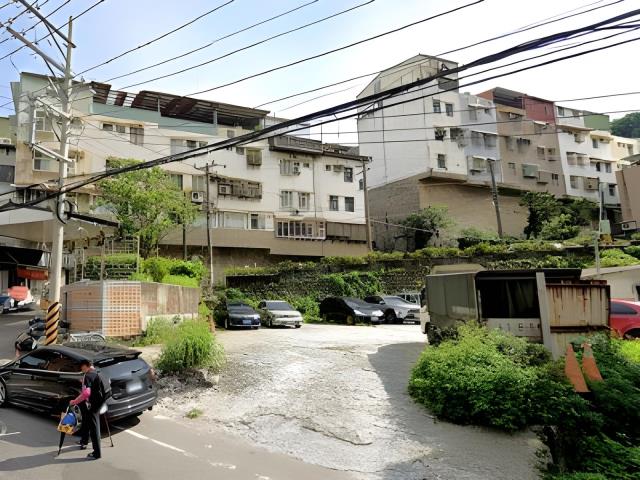 新北汐止透天法拍-1
