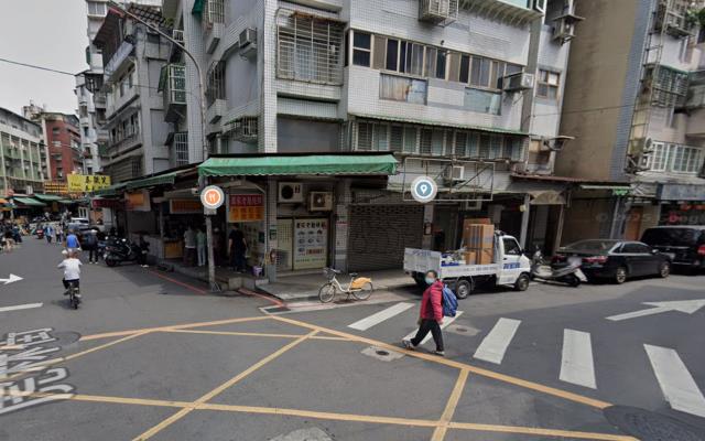 台北信義區法拍大樓-4