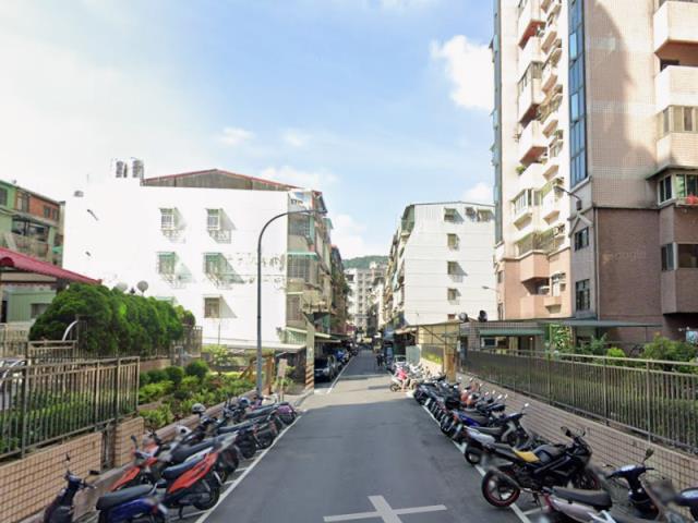 五股拍賣大樓-6