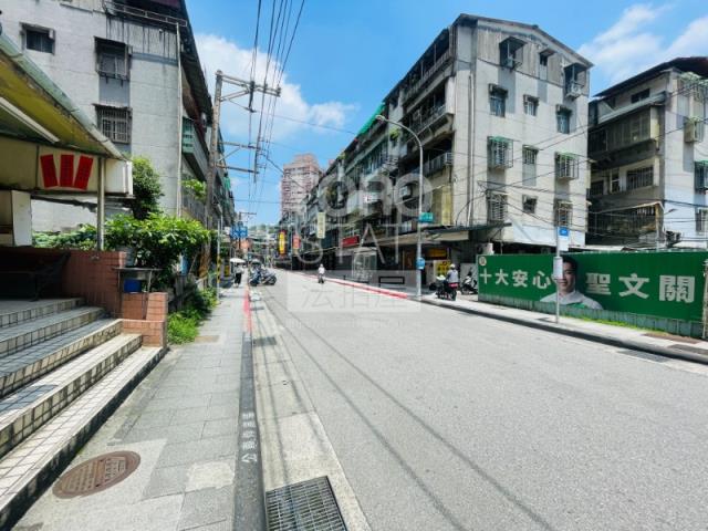 文山區拍賣華廈-6