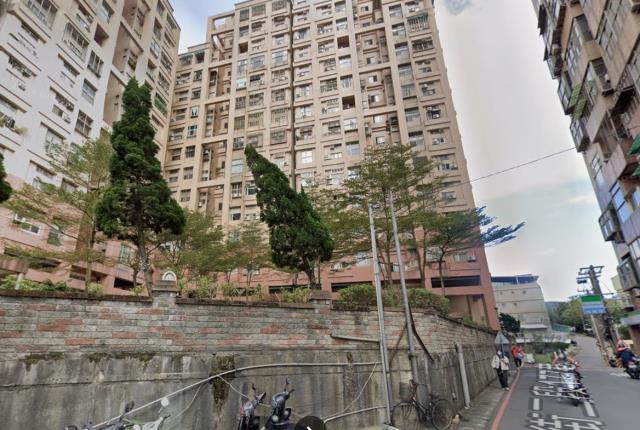 淡水法拍大樓-1