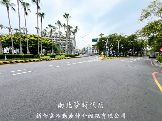 台南東區透天-12