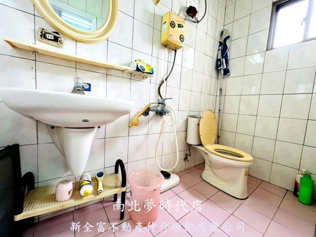 台南東區透天-7
