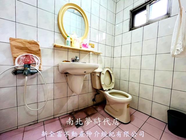台南東區透天-8
