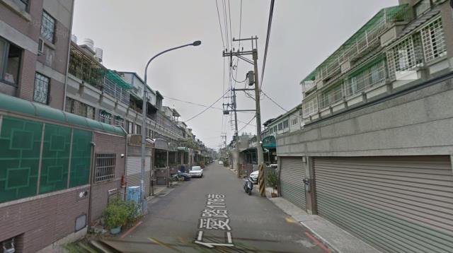 台中大里透天法拍-2