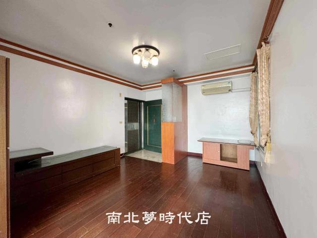 伊吉棒景觀三房平車