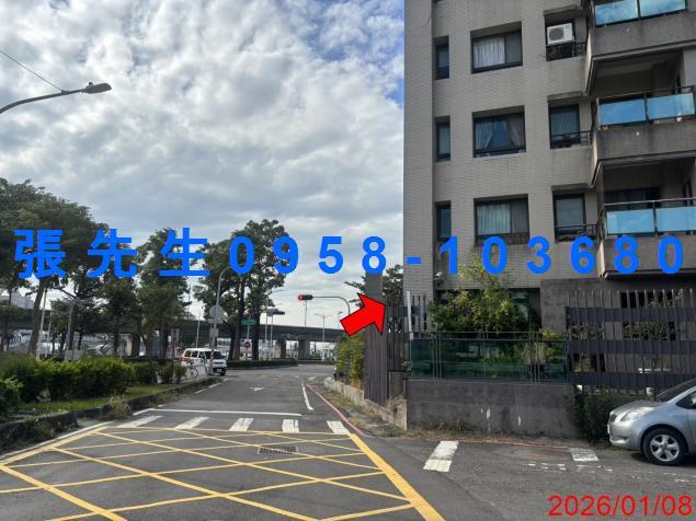 前鎮拍賣大樓-3