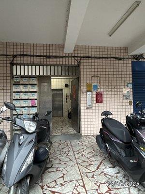 新北三重拍賣華廈-3