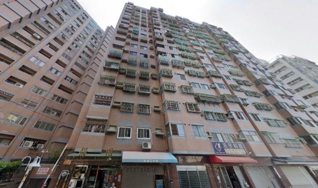 南區法拍屋文心南路靜園優室法拍林小陽