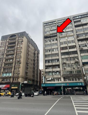 台北拍賣大樓-1