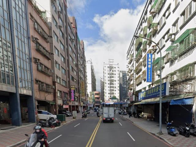 三重華廈法拍-5