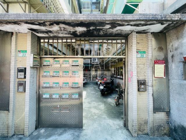 台北大安區法拍公寓-1