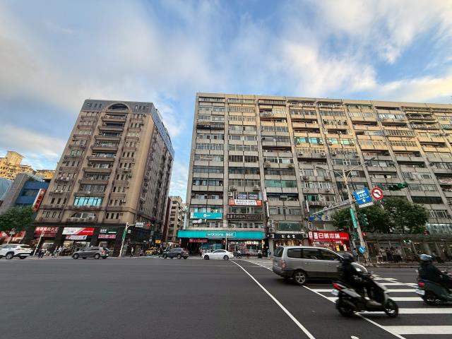 台北松山法拍大樓-0