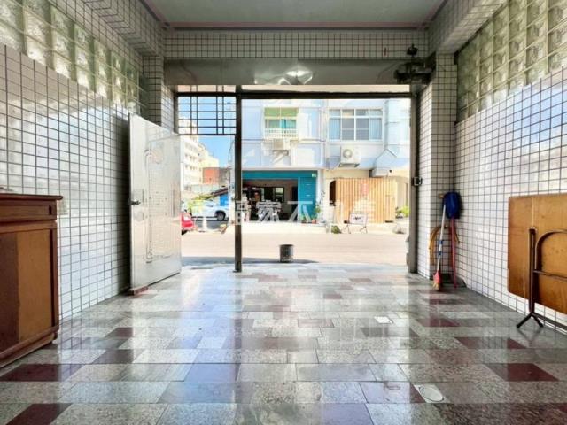 新營店面-1