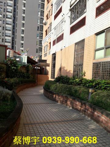南屯法拍屋波音市彩翼