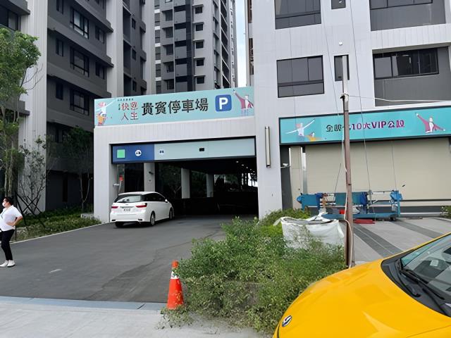 八里大樓拍賣-4