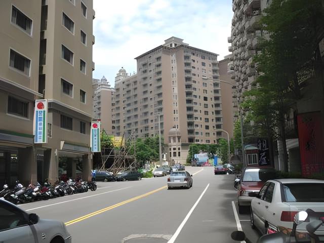 桃園拍賣大樓-1