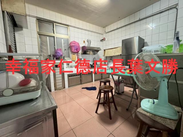 東區透天-11