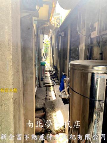 東區透天-11