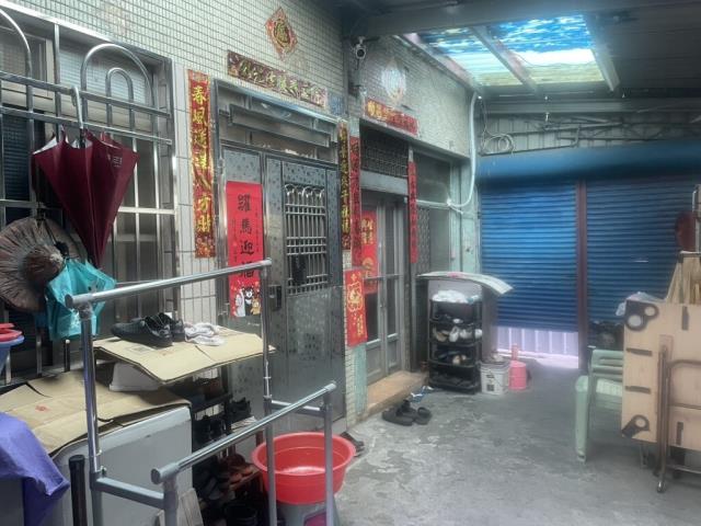 高雄左營透天法拍-4
