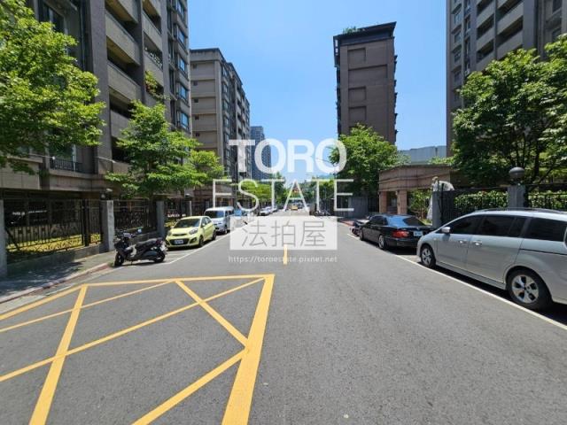 台北文山區法拍大樓-7