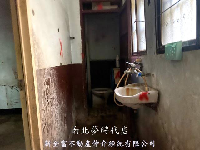 中西區透天-10