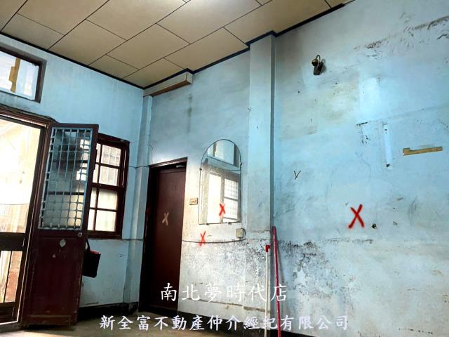 中西區透天-1
