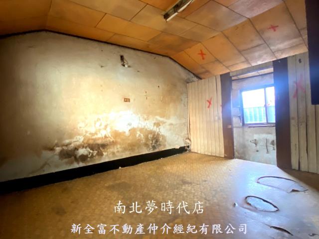 中西區透天-7