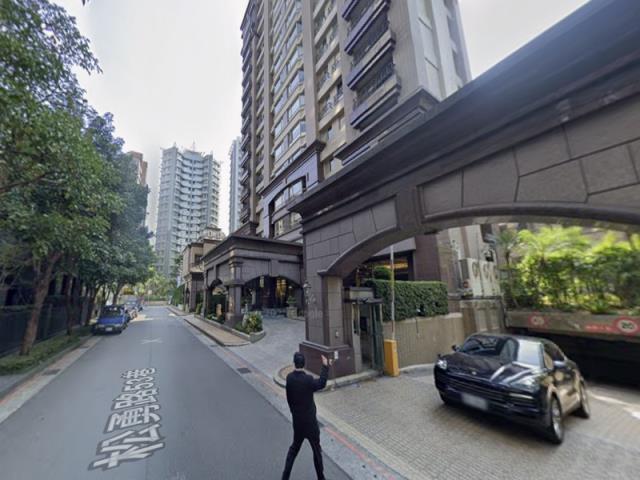 台北信義區拍賣大樓-3