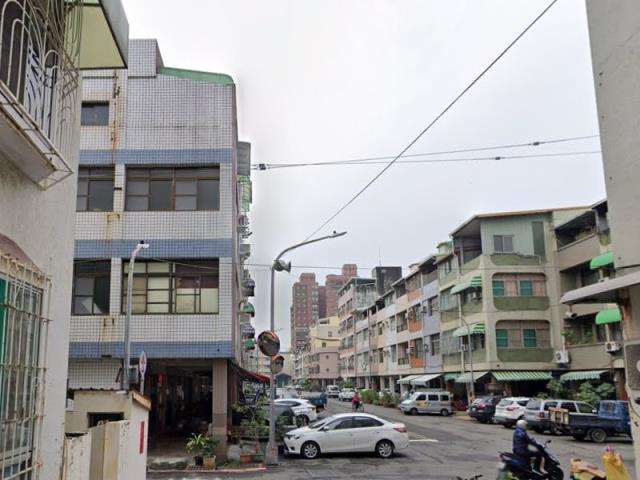 苓雅法拍透天-2