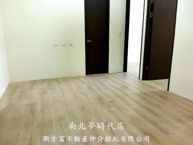 歸仁區電梯大樓