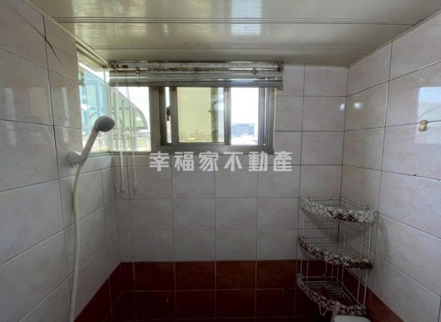 專安平有管理電梯套房