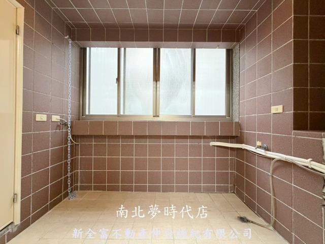 台南北區店面-12